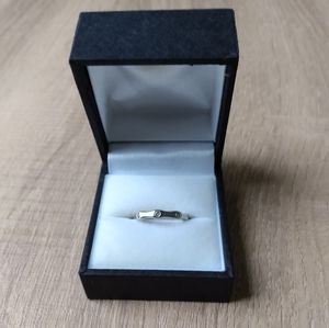 REAL platinum ring size 4 1/4